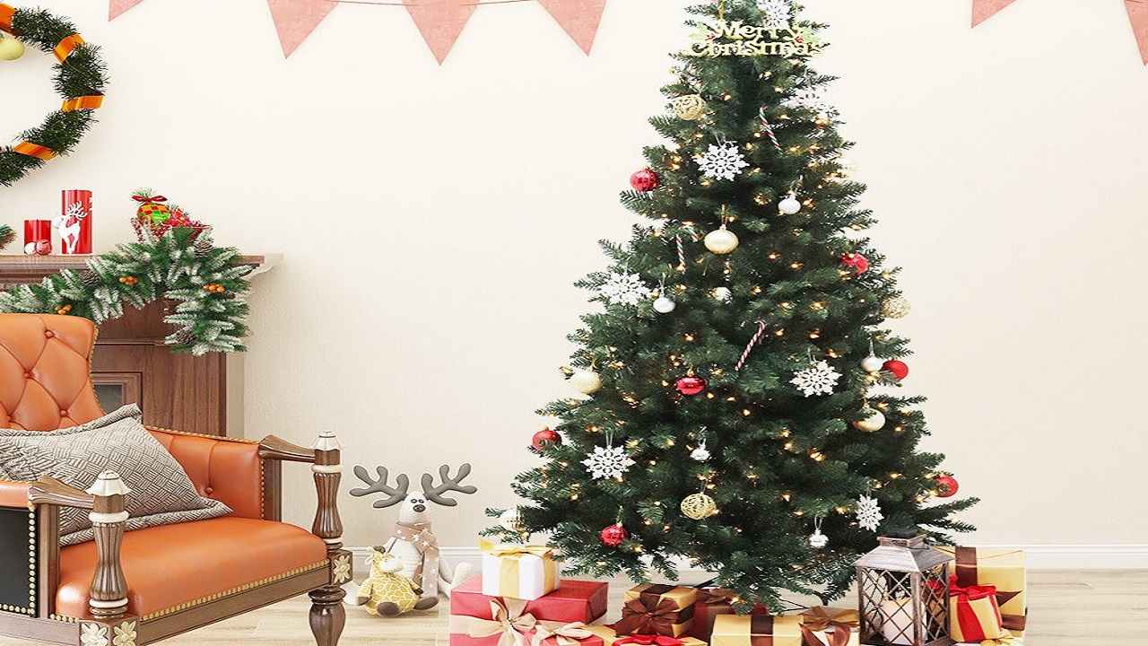 A Guide to Choosing the Various Artificial Christmas Trees at Ferrisland